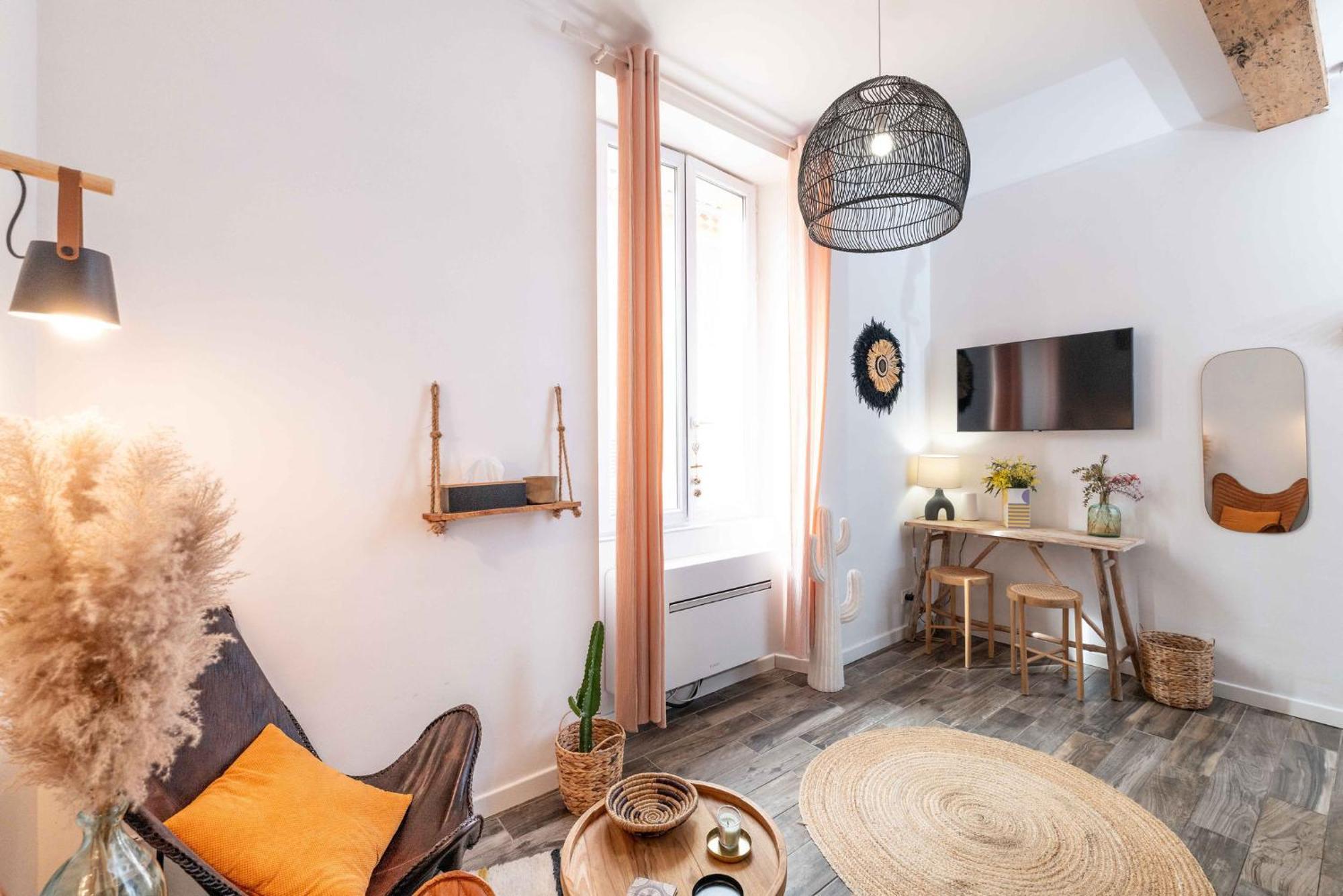 Saint Tropez - Old Village - Modern & Cosy Apartments ภายนอก รูปภาพ